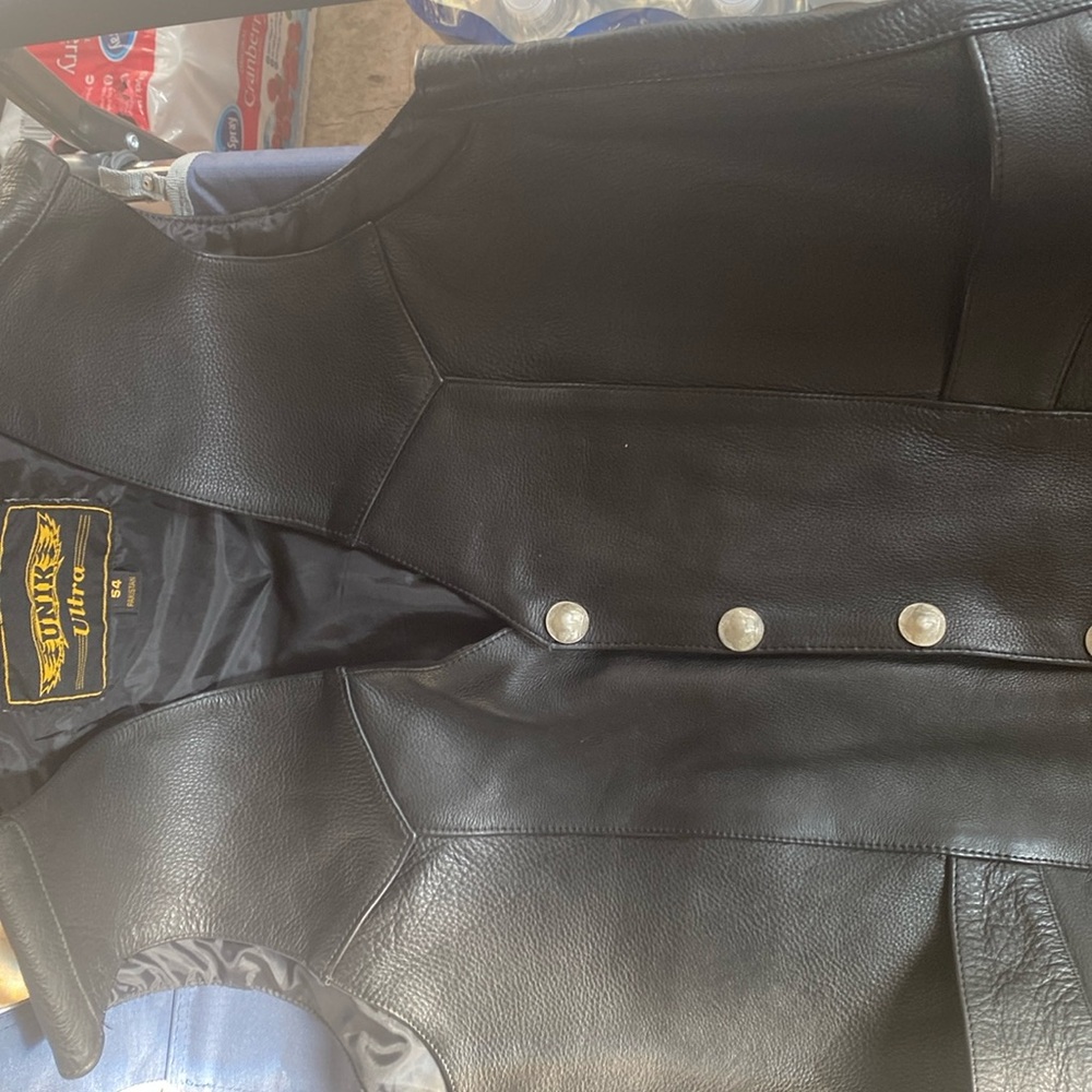 leather motorcycle mens vest